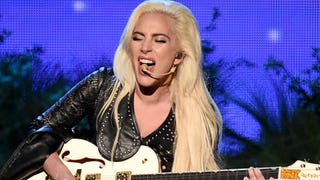 Lady Gaga Performs 'Million Reasons' at the AMAs: Watch!