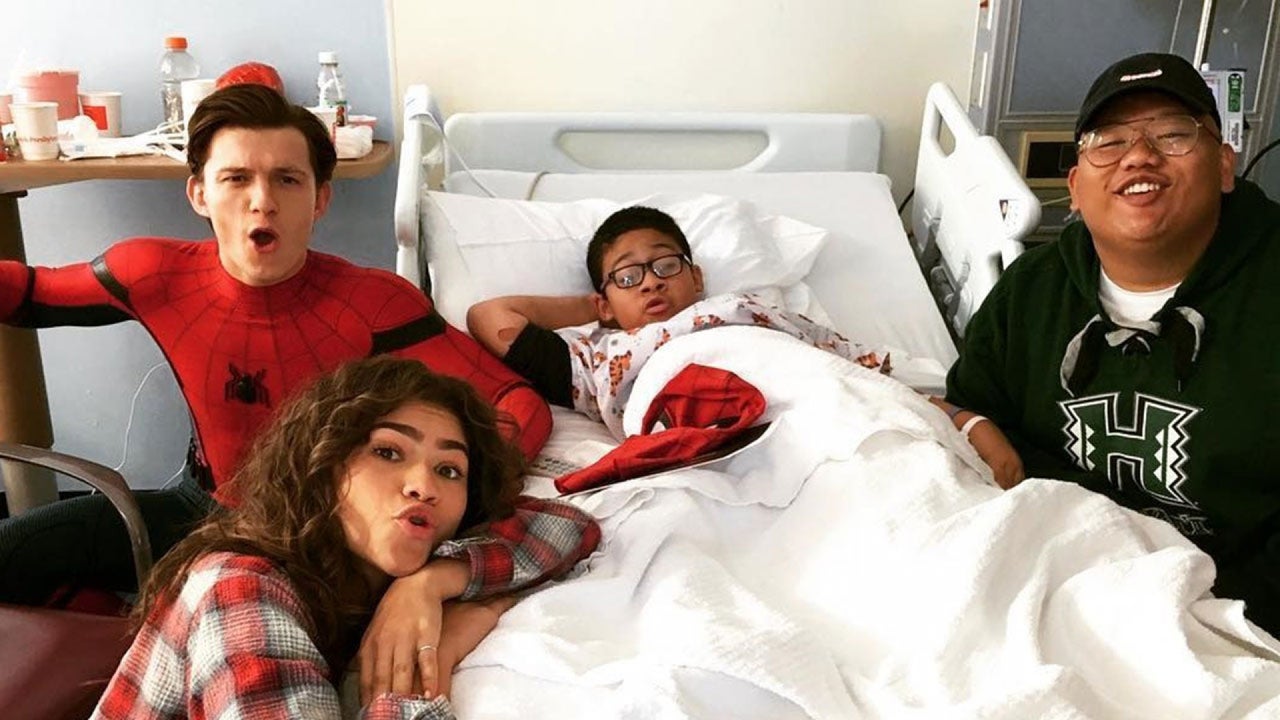 Spider-Man' Star Tom Holland Visits New York Children's Hospital in  Character!