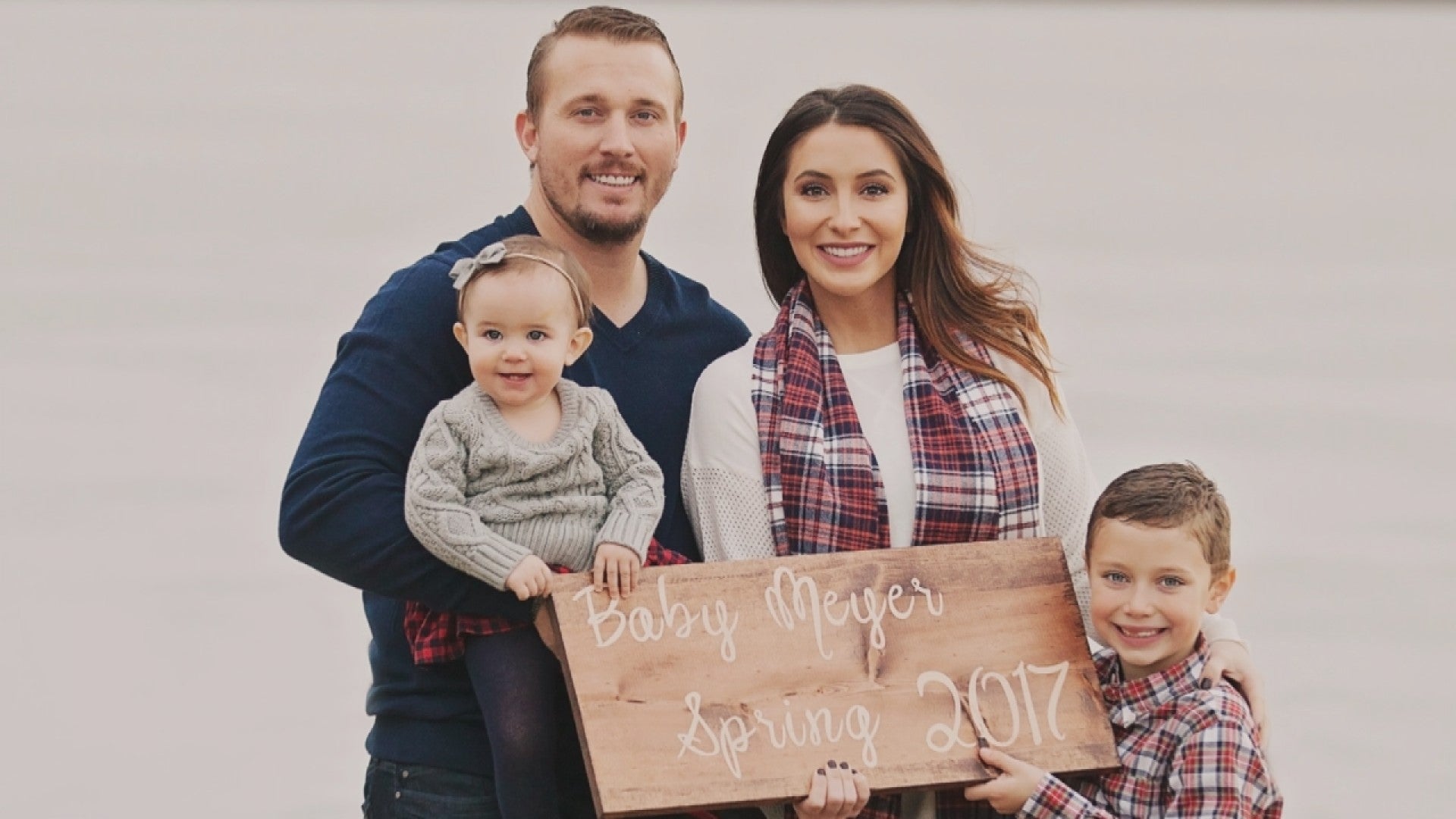 Bristol Palin Welcomes Baby No 3 See The Sweet Pic And Find Out Her Name Entertainment Tonight 1,352 likes · 1 talking about this. bristol palin welcomes baby no 3