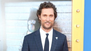 EXCLUSIVE: Matthew McConaughey Talks Holiday Plans and His Karaoke Go-To!