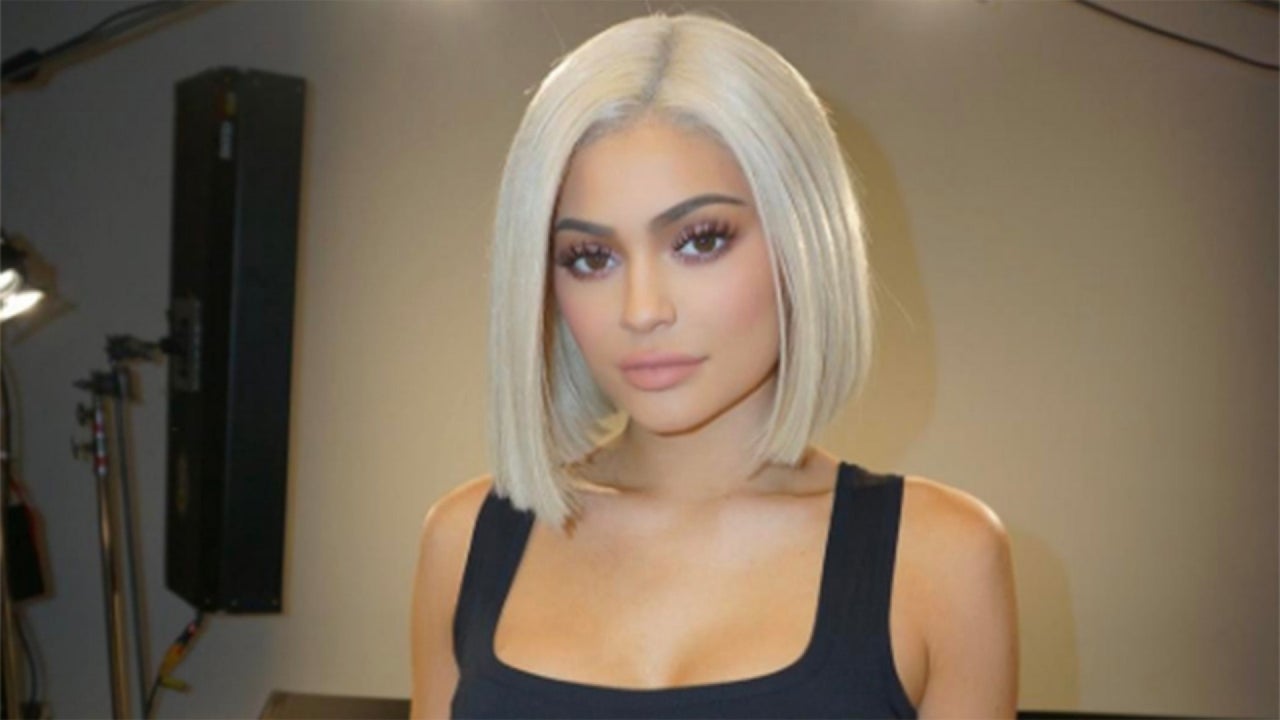 Kylie Jenner Debuts Bold, Blonde Bob -- and Makes Fun of Her Lips With ...