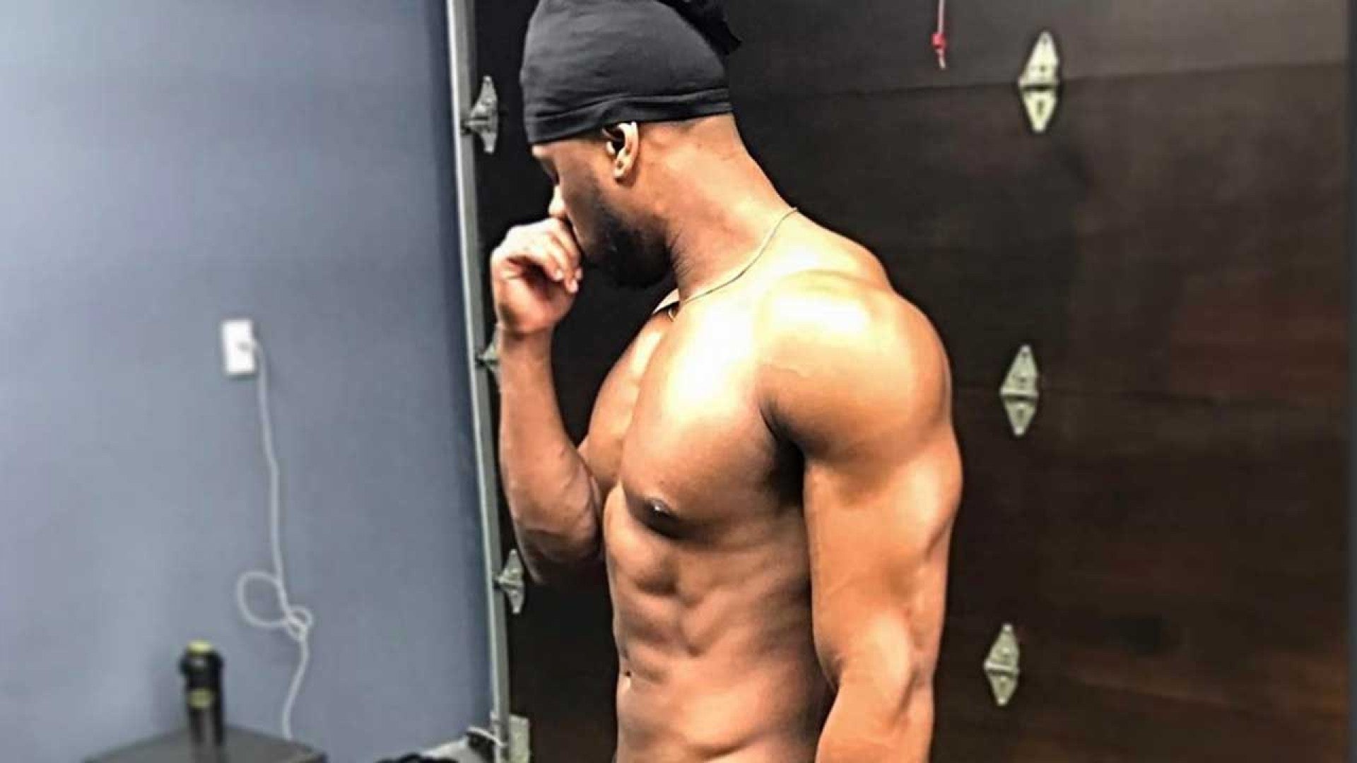 Panther' Star Michael B. Jordan Shows Off His Ripped Body in ...