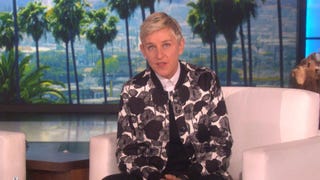 Ellen DeGeneres Pays Heartfelt Tribute to Her Late Friend Carrie Fisher - Watch!
