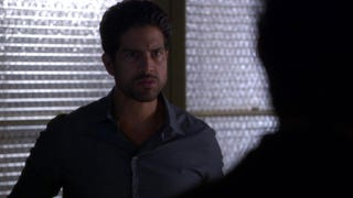 EXCLUSIVE: 'Criminal Minds' Team Get Brief on the Latest Case -- and There May Be a Common Thread!