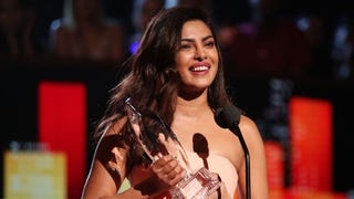 EXCLUSIVE: Priyanka Chopra Blames Adorable Acceptance Speech Dance on Her Concussion