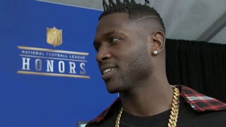 Football Stars Donate to Charity From NFL Honors Red Carpet