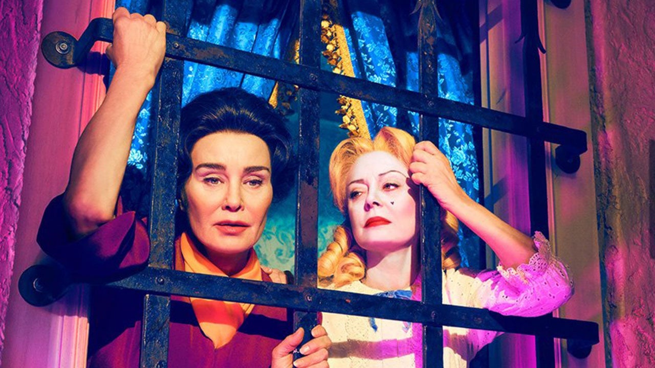Feud First Look Jessica Lange And Susan Sarandon Channel Joan And Bette Feud First Look Jessica Lange And Susan Sarandon Channel Joan And Bette