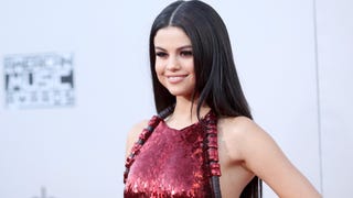 Selena Gomez Reveals 7 Surprising Things About Herself in Vogue's '73 Questions'