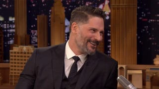 Joe Manganiello Nails Hilarious Impressions of Arnold Schwarzengger and Kermit the Frog!