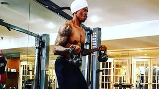 Nick Cannon Is Totally Ripped - Watch His Gym Routine!