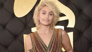 Paris Jackson All Smiles in Sunny Beach Pic
