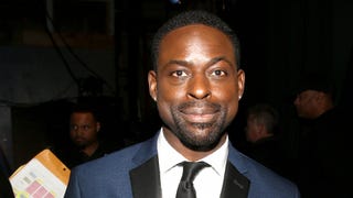 Sterling K. Brown Flaunts His Rippling Abs in Shirtless Pic!