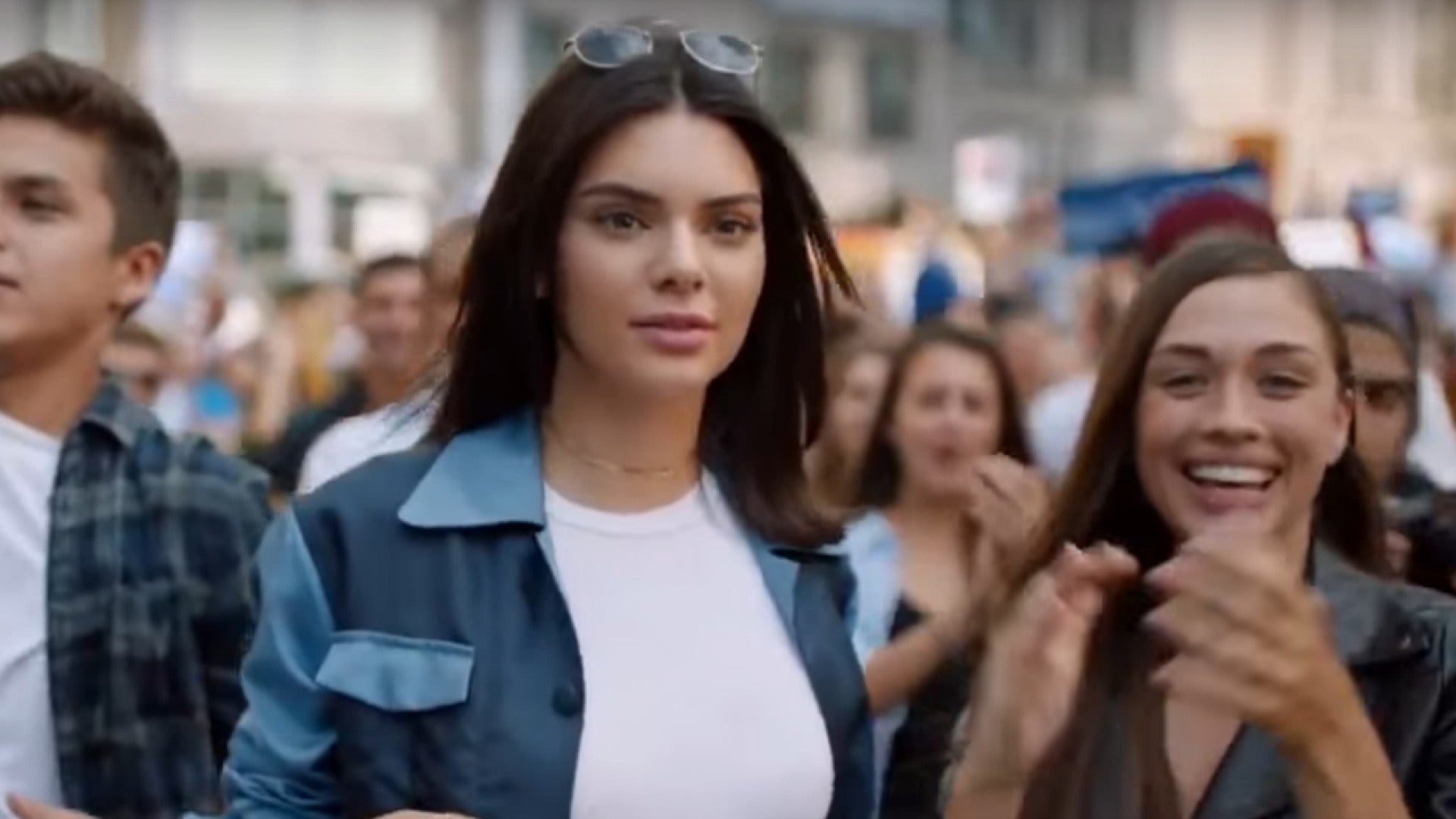 Kendall Jenners Pepsi Protest Commercial Sparks Social