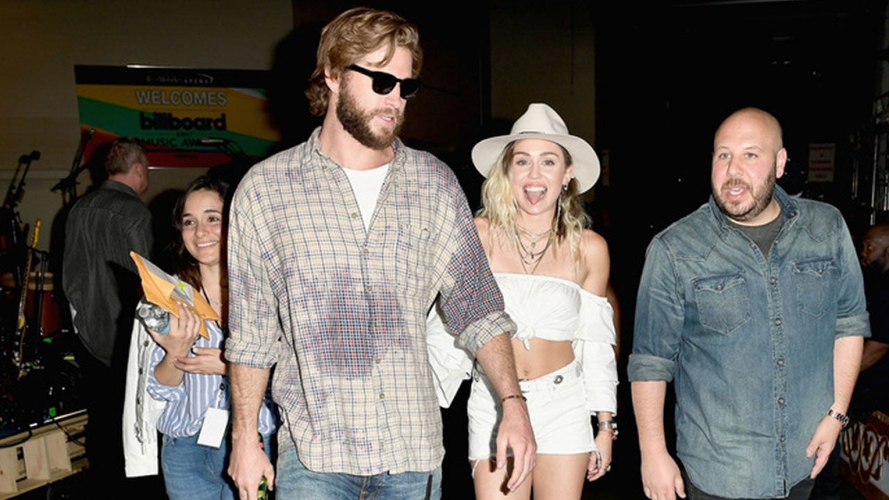 Liam Hemsworth Supports Miley Cyrus After Emotional Performance at 2017 ...