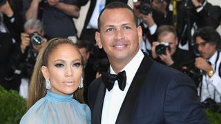 Jennifer Lopez Flaunts Her Curves While Vacationing With Boyfriend Alex Rodriguez
