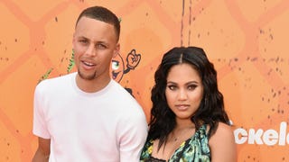 Steph and Ayesha Curry Are Relationship Goals! See Their Sexy Beach Snaps
