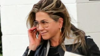 Jennifer Aniston Visits Beverly Hills Salon -- See Her New Look!