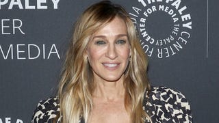 Sarah Jessica Parker Surprises Fans at Her Manhattan Pop-Up Shop
