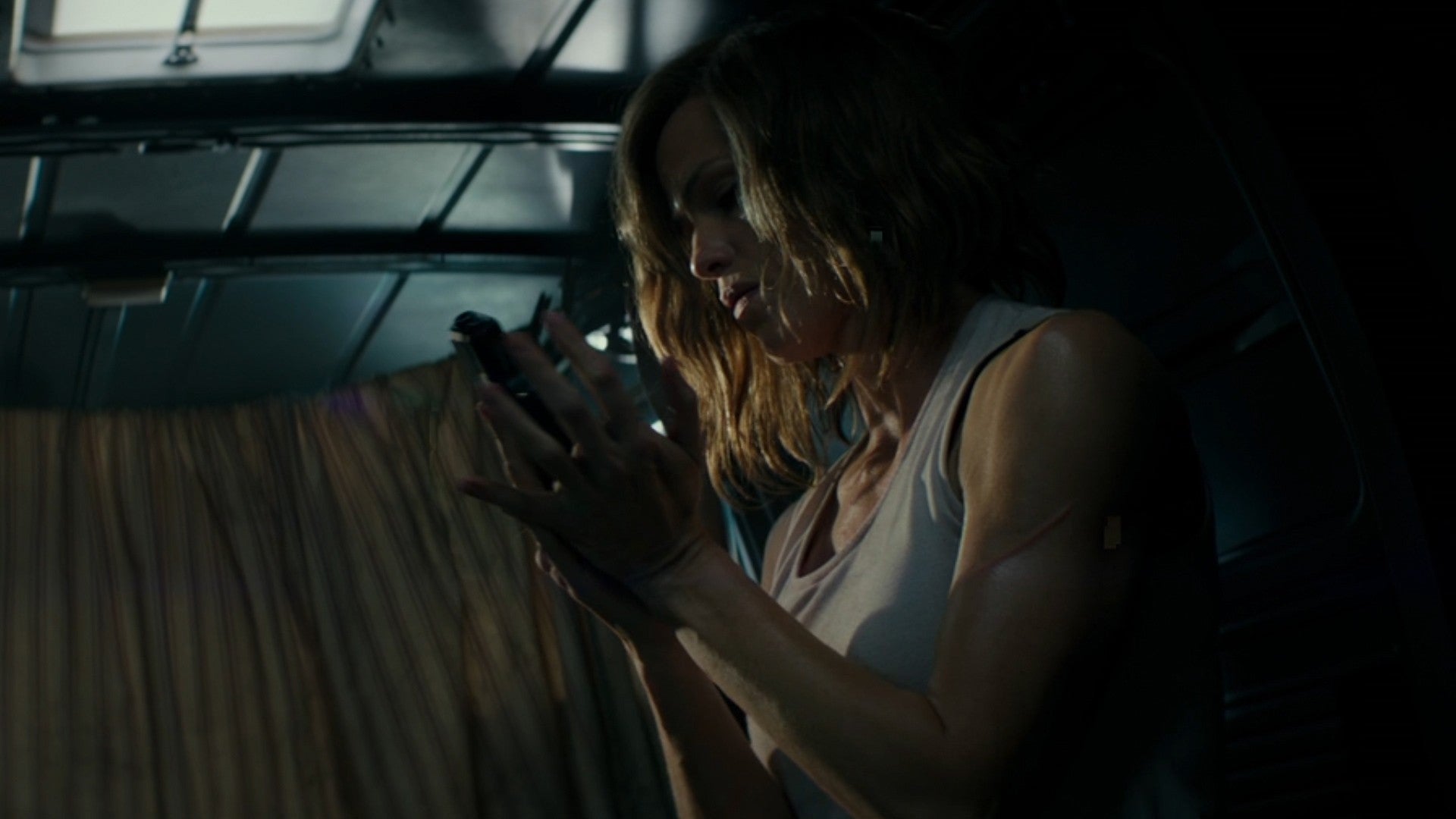 Jennifer Garner Is Back To Her Ass Kicking Alias Ways In Intense Peppermint Trailer Entertainment Tonight