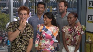 Mark Consuelos Says Wife Kelly Ripa Knows More About 'Riverdale' Season 3 Than He Does (Exclusive)