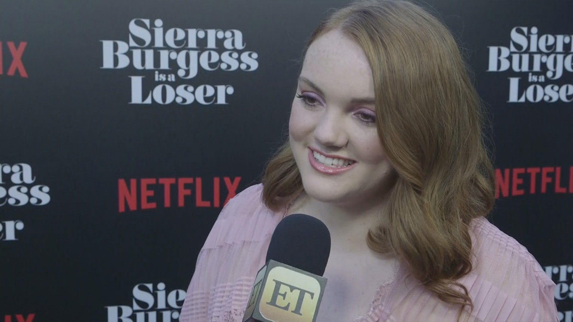 Shannon Purser Says Her First On-Screen Kiss Was With Noah Centineo! (Exclusive) pic