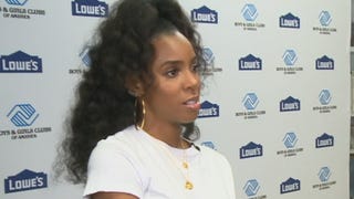 Why Kelly Rowland Thinks 'It's Time' to Reconnect With Estranged Father (Exclusive)