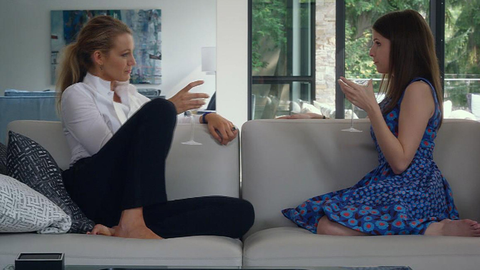 The next level fashion in Blake Lively's A Simple Favor - 9Style