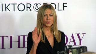 Inside Jennifer Aniston's 'Perfectly Happy' Single Life (Exclusive)