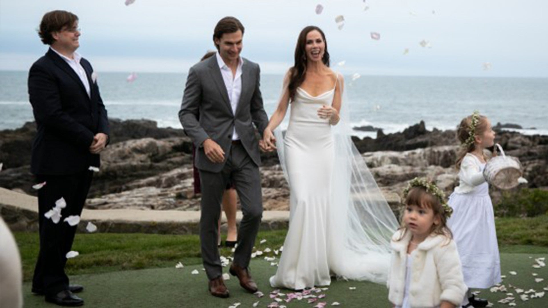 Barbara Bush Stuns In Vera Wang for Her Wedding to Craig Coyne