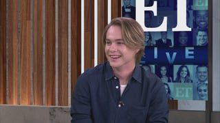 'The Christmas Chronicles:' Judah Lewis Reacts to Co-Star Kurt Russell as 'Sexy Santa'