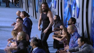 'Aquaman' Premiere: Watch Jason Momoa's Epic Haka Chant!