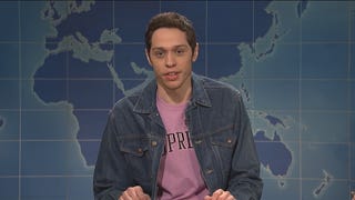 Pete Davidson Makes Brief 'SNL' Appearance After Troubling Instagram Post 