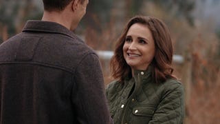 Rachael Leigh Cook & Brendan Penny Prepare for a 'Vineyard' Wedding -- and a Llama's Involved! (Exclusive)