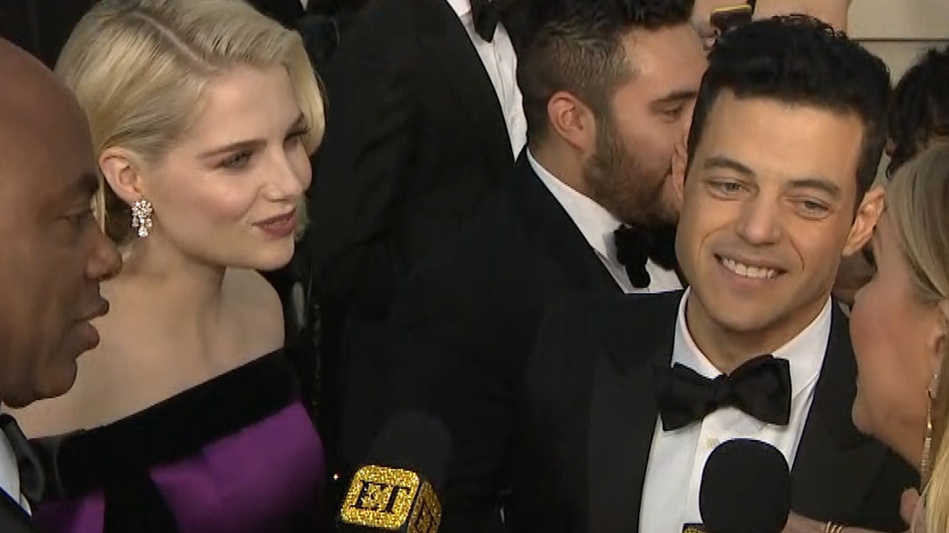 Rami Malek Adorably Gushes Over Girlfriend Lucy Boynton At 2019 Oscars Exclusive Entertainment Tonight