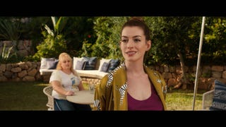 'The Hustle' First Look: Anne Hathaway Takes Rebel Wilson Under Her Con Artist Wing (Exclusive)