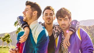 Jonas Brothers Announce 'Happiness Begins' Tour -- and New Song!