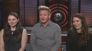 Watch Gordon Ramsey Cook With His Wife and Daughter!