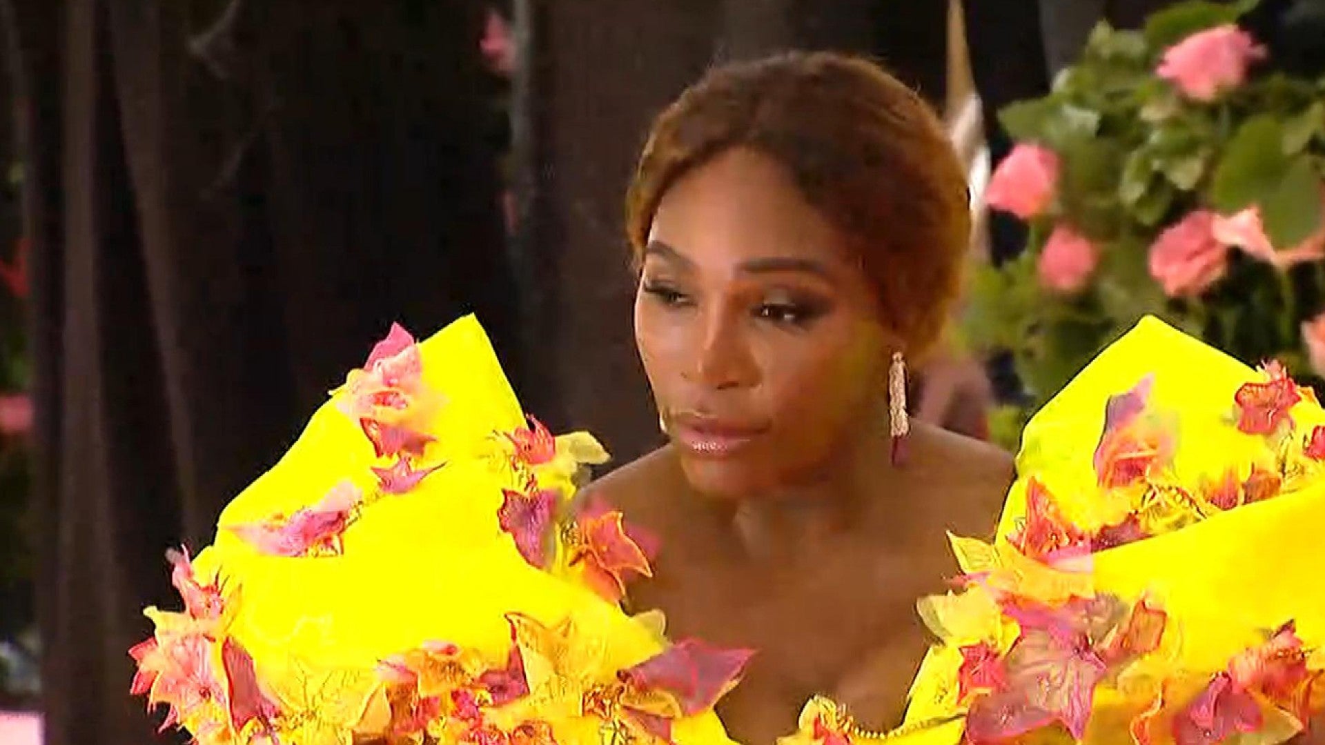 Serena Williams Rocks Neon Yellow Sneakers At 2019 Met Gala Entertainment Tonight