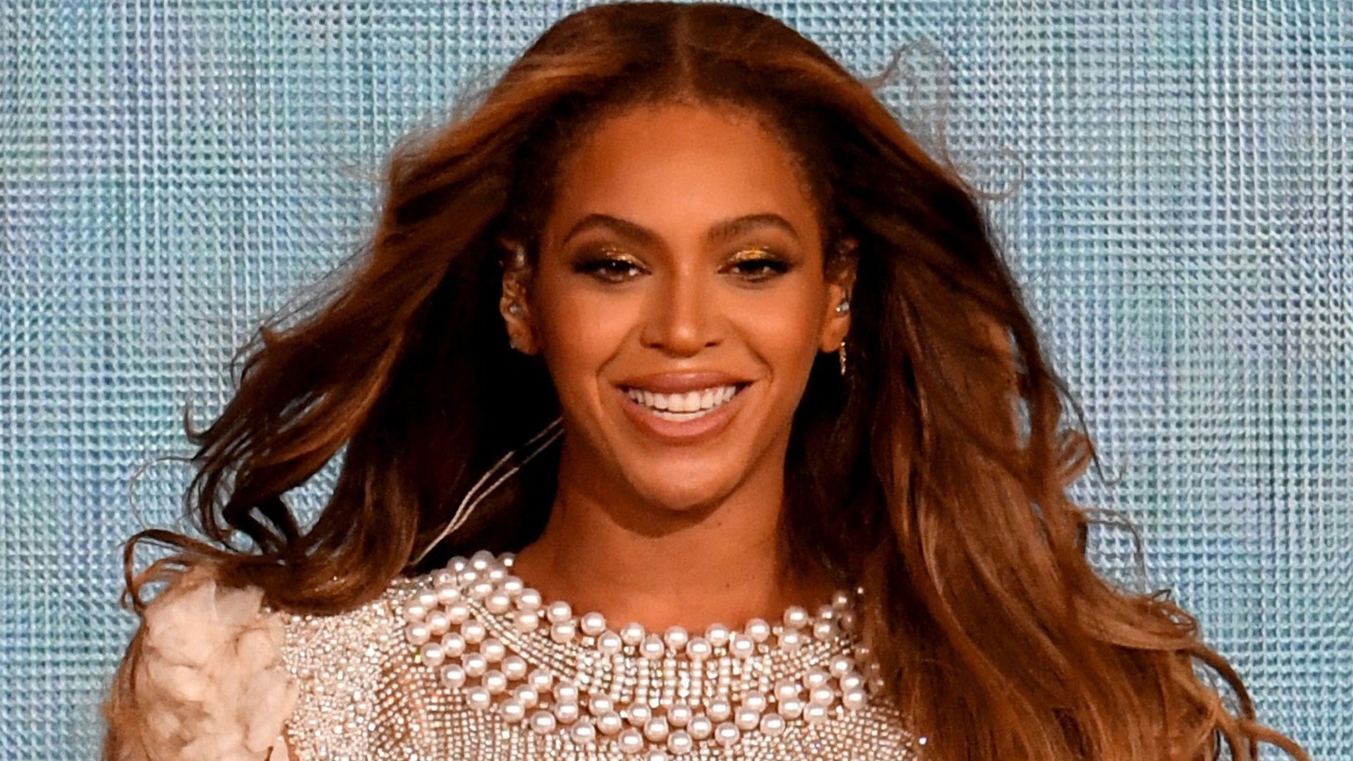 Beyonce's Natural Hair Revealed and It's Incredible