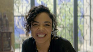 'Men in Black: International' BLOOPERS! Watch Tessa Thompson Crack Up (Exclusive)