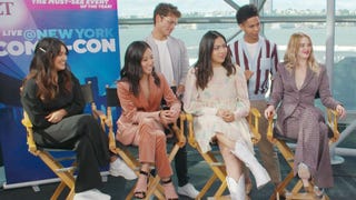 'Marvel's Runaways' Cast at New York Comic Con 2019 | Full Interview