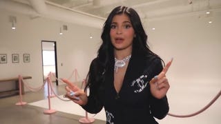 Kylie Jenner Reenacts ‘Rise and Shine’ Meme for Rob Kardashian