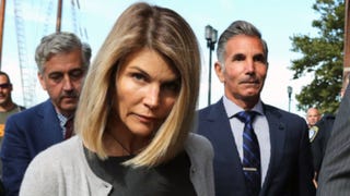 Lori Loughlin 'Breaking Down' as She Faces Possible Prison Time, Source Says (Exclusive)