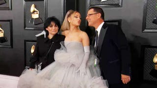 GRAMMYs 2020: Stars Who Brought Their Parents as Dates!