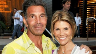 Why Lori Loughlin's College Admissions Scandal Strategy Could Backfire 