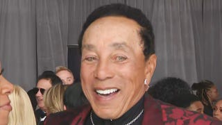 GRAMMYs 2020: Smokey Robinson Reflects on 'Friend' Kobe Bryant's Death (Exclusive)