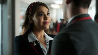 'Elite' Season 3 Sneak Peek: Watch Lu and Guzman Juggle Valentine's Day Plans (Exclusive) 