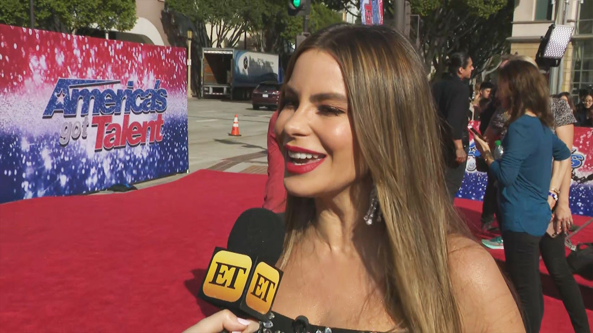 Sofia Vergara Talks Being Newest Agt Judge And Wrapping Up Modern Family Exclusive Entertainment Tonight Sofia margarita vergara, born on july 10, 1972 in barranquilla, co. sofia vergara talks being newest agt judge and wrapping up modern family exclusive