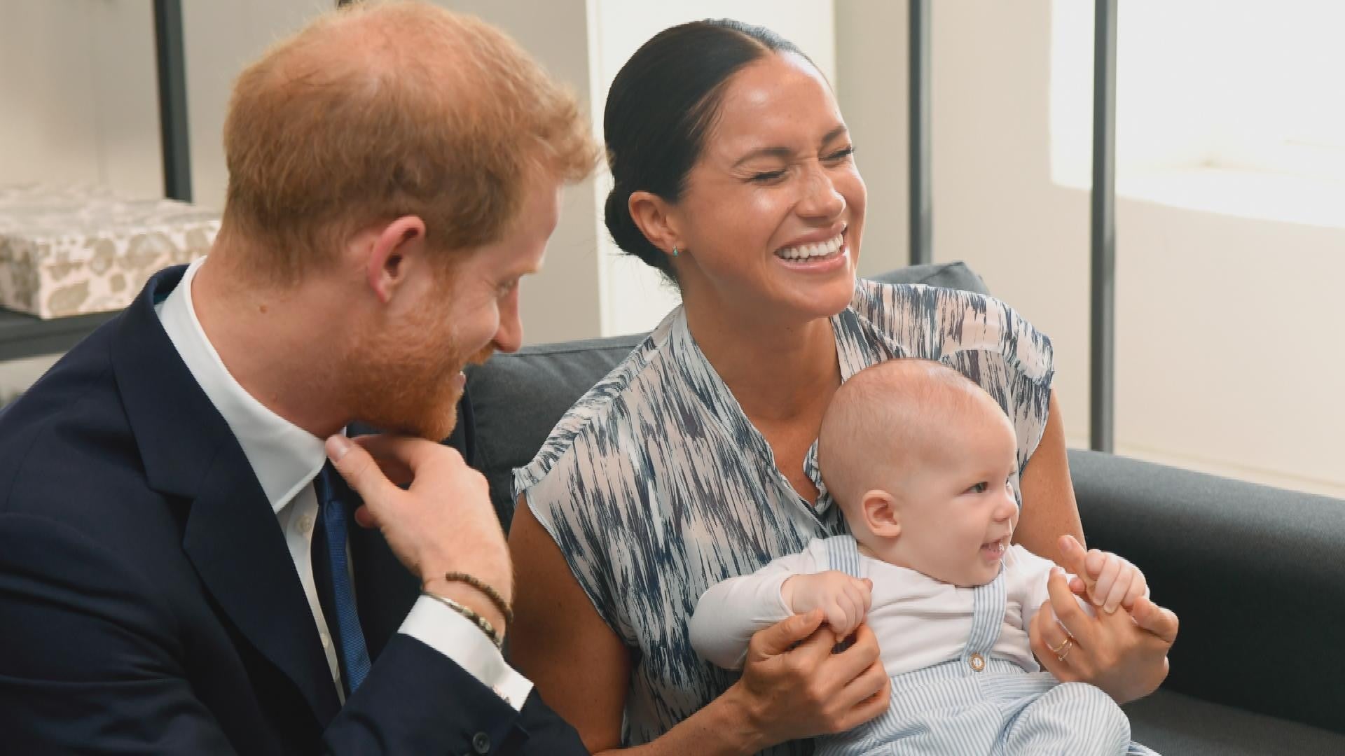 Meghan Markle And Prince Harry S Son Archie Has Mastered Cruising And Is Desperate To Talk Entertainment Tonight