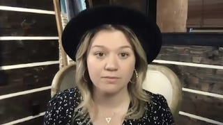 Kelly Clarkson Talks ‘Emotional Roller Coaster’ and Abandonment Issues Prior to Divorce Filing